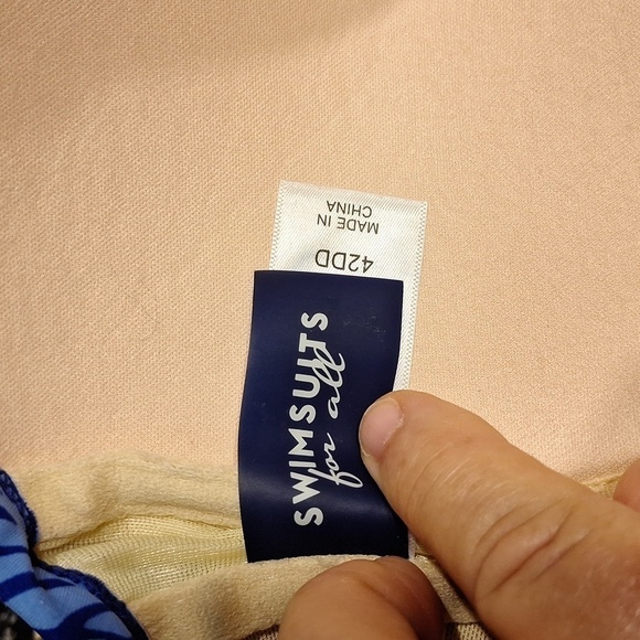 Q women's Swimsuits For All built in bra swimsuit top 42DD - Picture 3 of 5